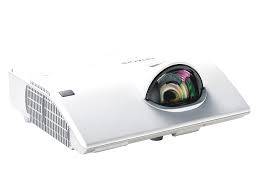 HITACHI CP-CX250 SHORT THROW PROJECTOR